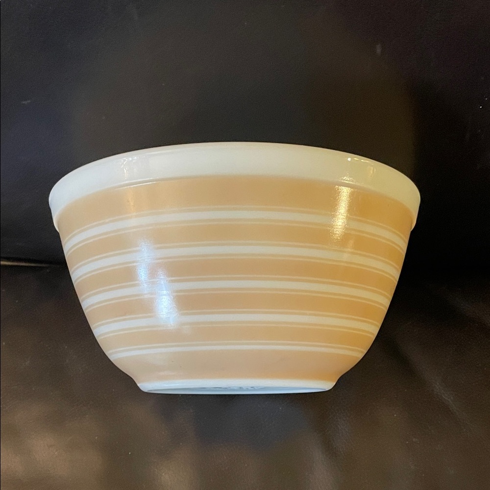 Vintage Pyrex Sandalwood Stripes nesting bowl